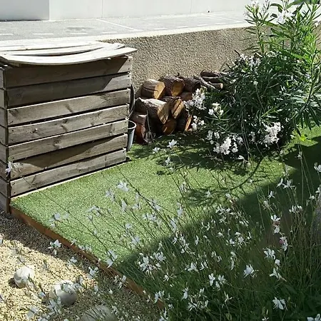 Proche Avignon, Pont Du Gard,nuitee Possible Semesterbostad